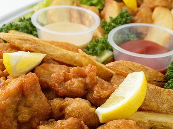 【Lサイズ】唐揚げとポテトの2種ソース添え【約10人前】