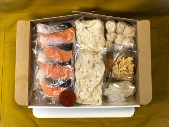 ご当地いしかり鍋 - 道産小麦使用うどん いくら付 4人前 - 画像 (3)